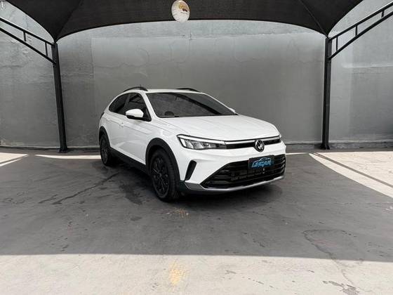 VOLKSWAGEN NIVUS 1.0 200 TSI TOTAL FLEX SENSE AUTOMÁTICO